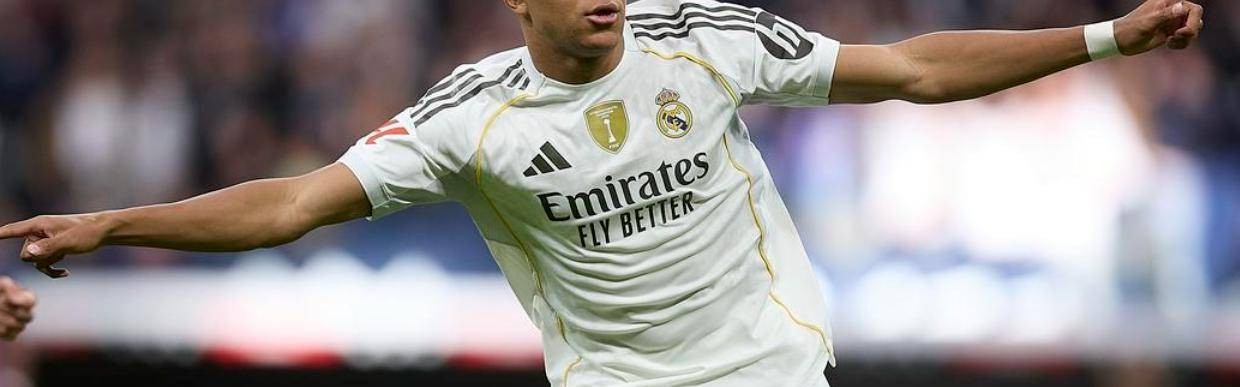 西甲最新积分榜：两场绝杀好戏，皇马改变争冠格局，巴萨客场连败