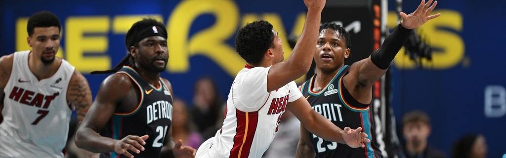 鲍威尔36分阿德巴约15+14 热火击败活塞4连胜