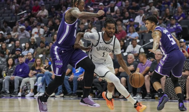 蒙克32分德罗赞10+8 国王险胜篮网