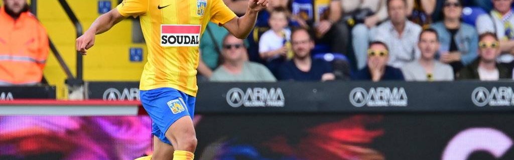 2100万欧元！德甲黑店进货了！27岁日本国脚加盟，或成下一位神锋