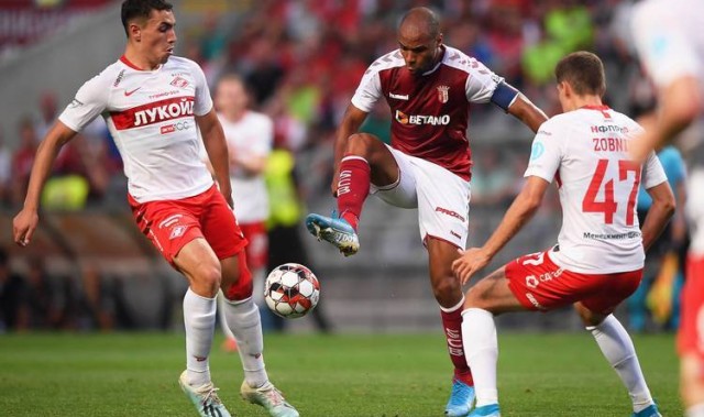 马赛VS阿贾克斯：法甲劲旅主场争胜，荷甲豪门青春风暴来袭