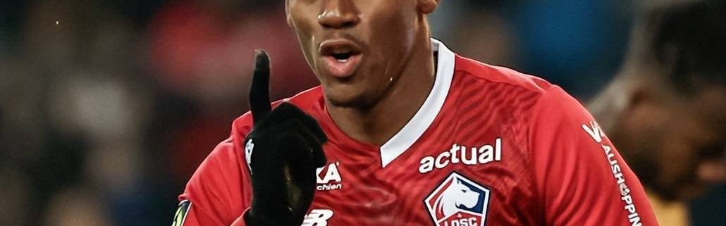 法甲游出一条大鱼25球12助攻堪称超级神锋0转会费3大意甲豪门哄抢