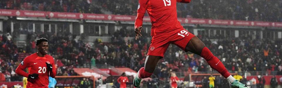 德甲最昂贵阵容揭晓！11人名单中仅两人非拜仁队员，冠军争夺成疑？