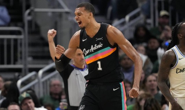 史上出场时间最少的MVP？文班场均出场29.2分钟