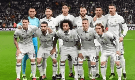 欧冠淘汰赛中，开云阵型保持比压迫强度更重要