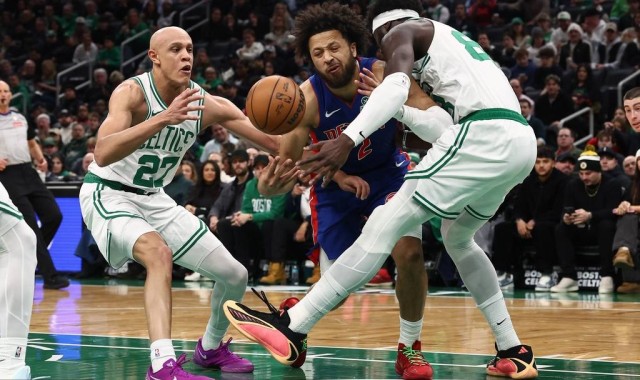 坎宁安32+10布朗34+8+7 活塞击败凯尔特人迎四连胜