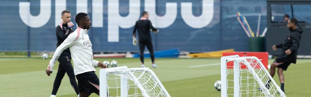 巴黎首夺欧冠！登贝莱法网高举大耳朵杯，金球奖稳了？5-0屠杀创历史！