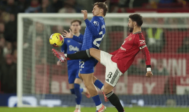 0-1埃弗顿＋遭遇3轮不胜＋退居积分榜第10位＋落后榜首11分之多！