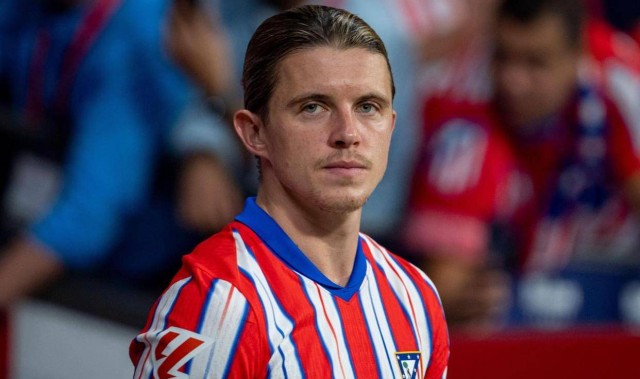 多特3800万标王10场0球0助！竟嫌弃曼联没欧冠：谁给他的勇气？