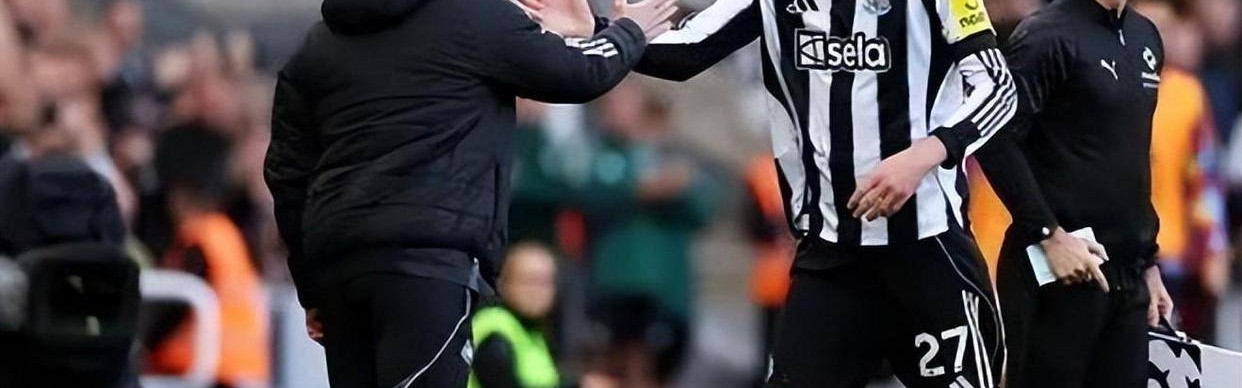 质疑变认可！5场4球，队史第一人