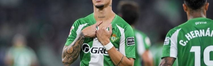 一日英超动向：曼城再具争冠实力，萨拉赫猛批斯洛特引发矛盾