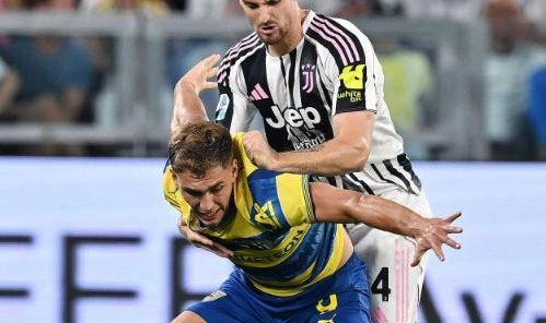 补时绝杀+神奇逆转！意甲豪强欧冠首胜，斯帕莱蒂换人神了