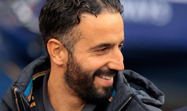 若阿莫林难顶压力辞职，曼联竟难寻合适接班人？老好人也许是答案