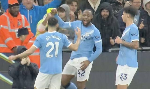 3:0！曼城火力全开，半场锁定胜局，先赛距离阿森纳还差3分